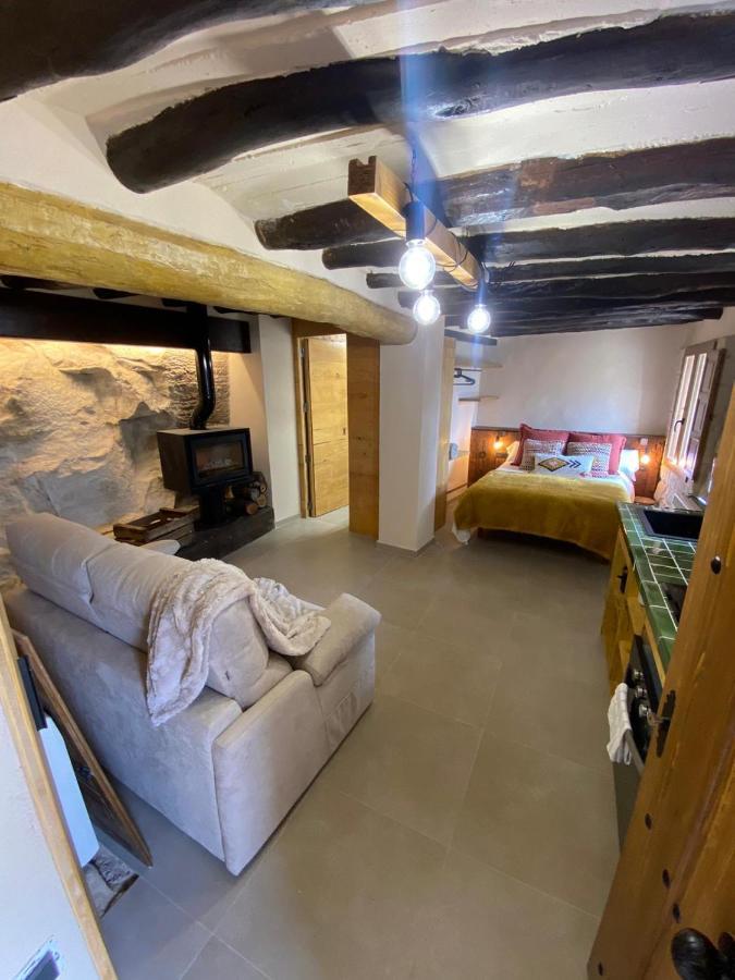 Precioso Loft Rural Con Estufa De Lena Panoramica Apartment Torre del Compte Luaran gambar